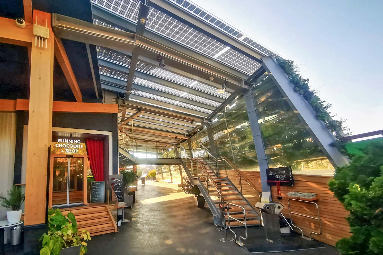 Pfingstl Stahlbau Metallbau Feldbach Steiermark Österreich Hallenbau Hallensanierung 3D-Planung Sonderlösungen